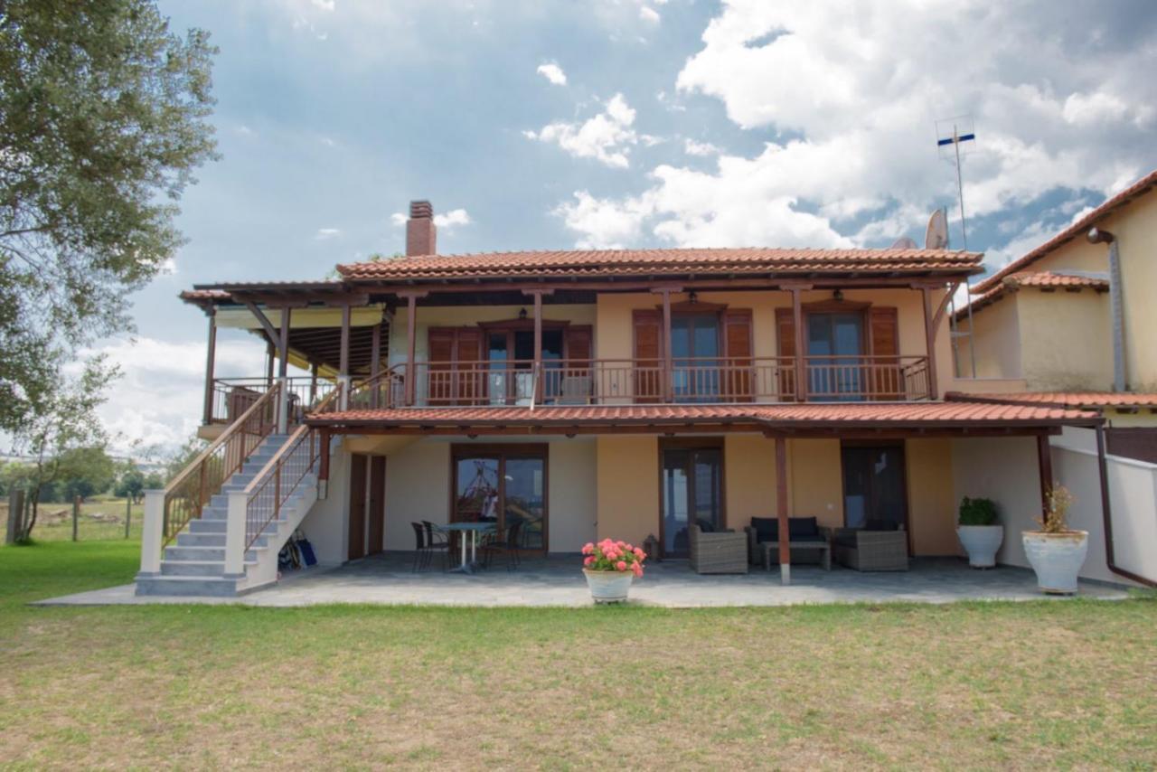 Villa Ilyos Иериссос Экстерьер фото